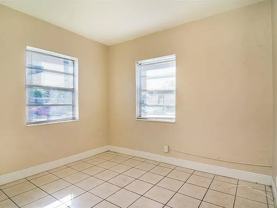 724 Nw 14th Ter #1 - Photo 1 of 1