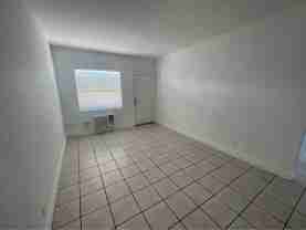 736 Nw 14th Ter #3 - Photo 1 of 1