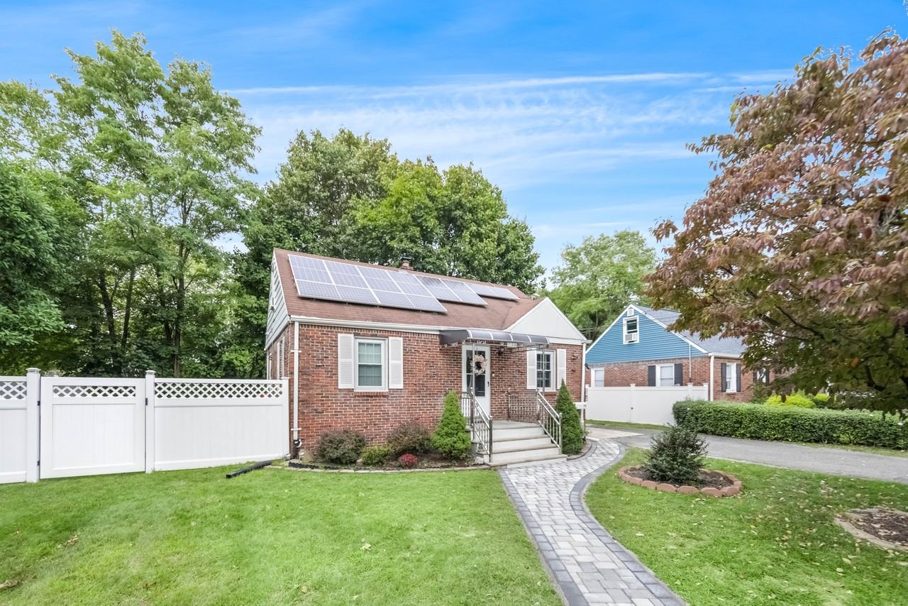 236 Knickerbocker Rd #NA - Photo 3 of 27