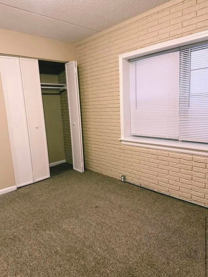 Goldenbelt, JC - Photo 5 of 5