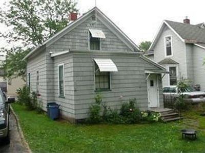 124 Gateway Blvd N #NA - Photo 2 of 6