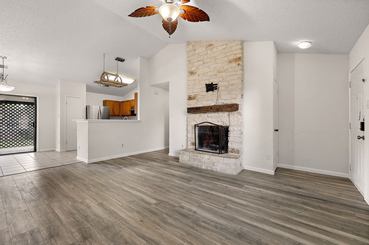 1705 Laurel Path #NA - Photo 3 of 14