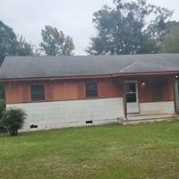 featured image of 116 N Elm St