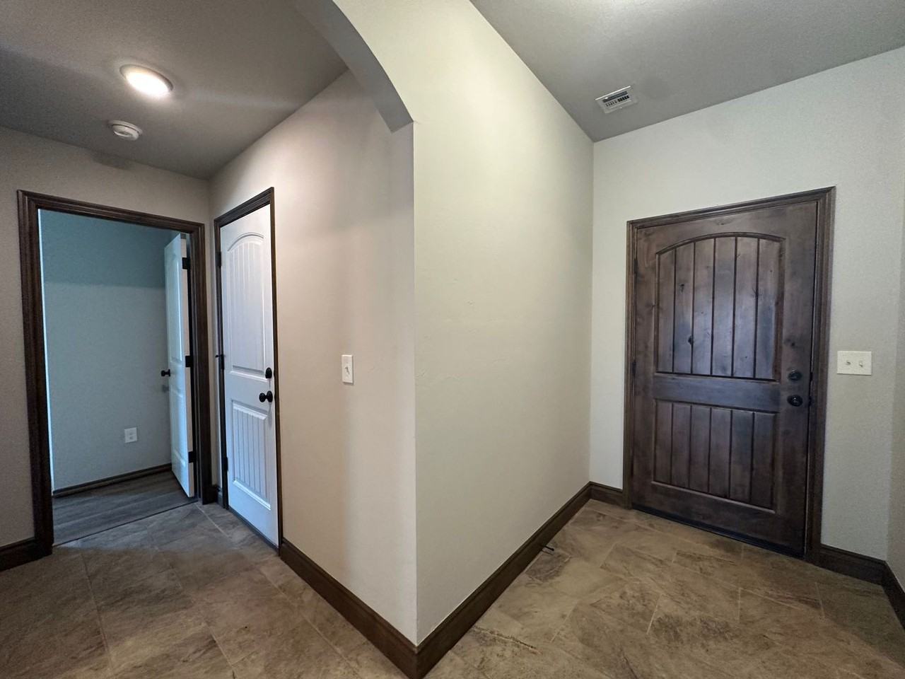 14008 Northwood Village Dr - Photo 4 of 34