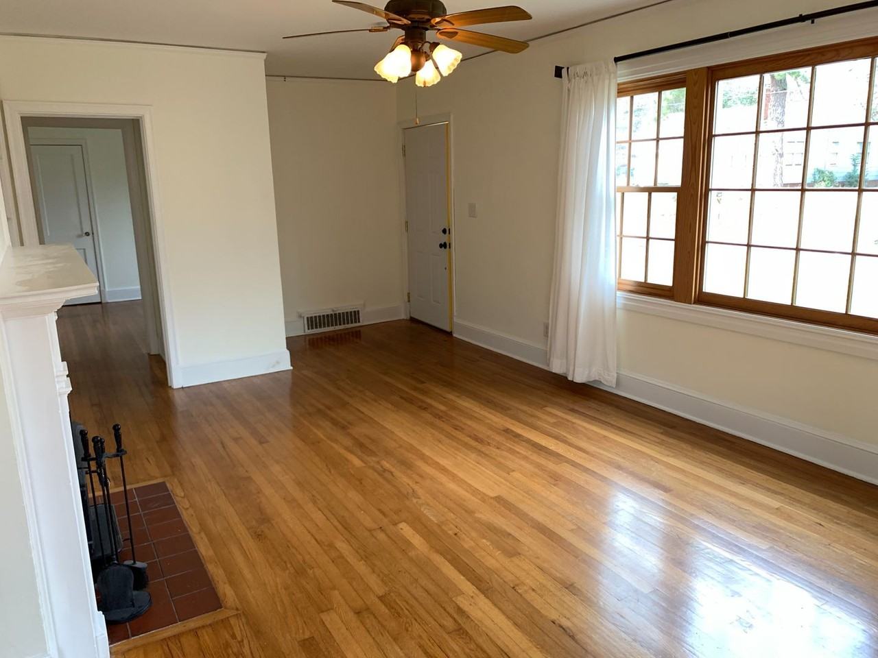 155 Windsor Ct - Photo 3 of 13