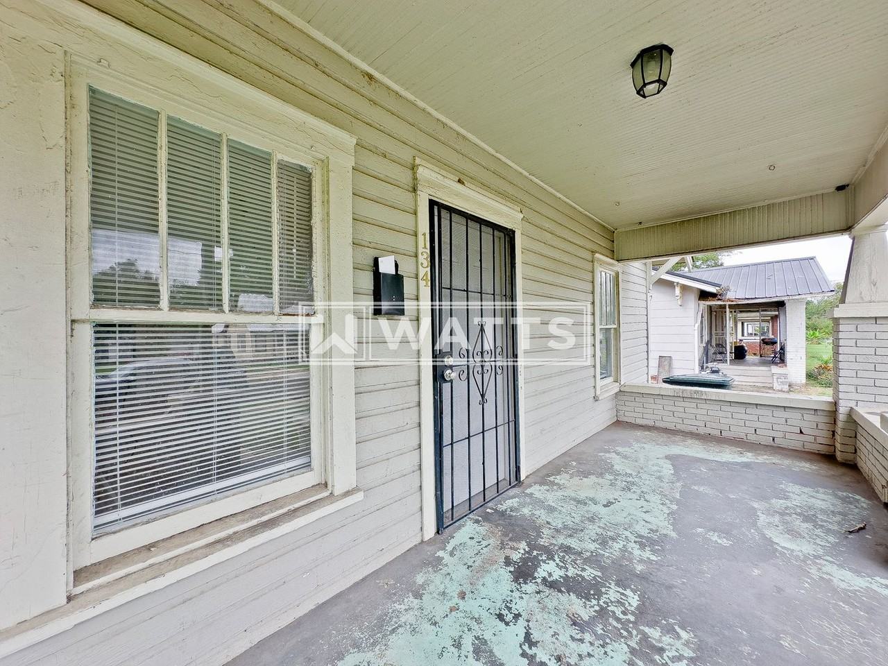 134 69th Pl N - Photo 2 of 17