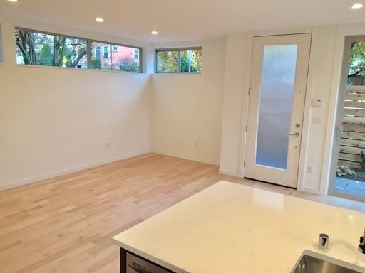 933 13th Avenue - Photo 7 of 15