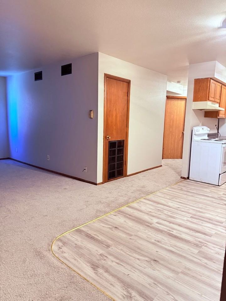 9900 W Fond Du Lac Ave - Photo 5 of 9