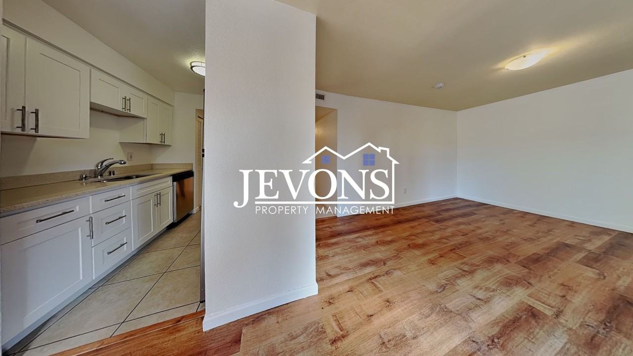 12525 Ne 145th Pl - Photo 7 of 46