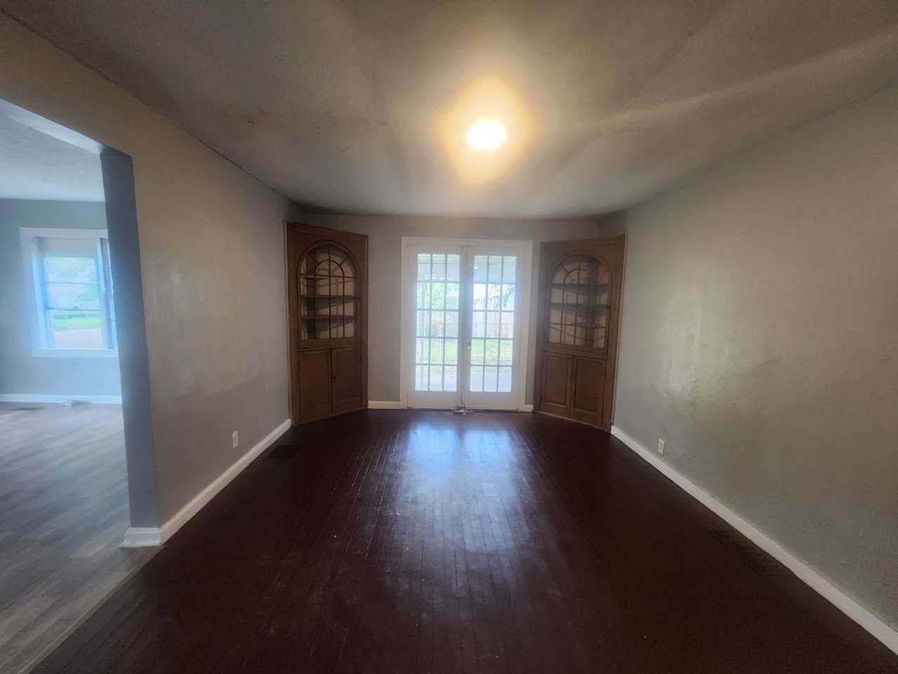 1414 Sycamore St - Photo 7 of 18