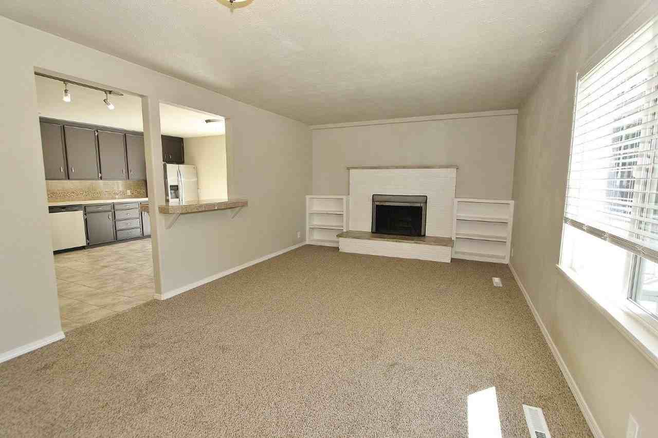 4508 West Glenn Street - Photo 2 of 24