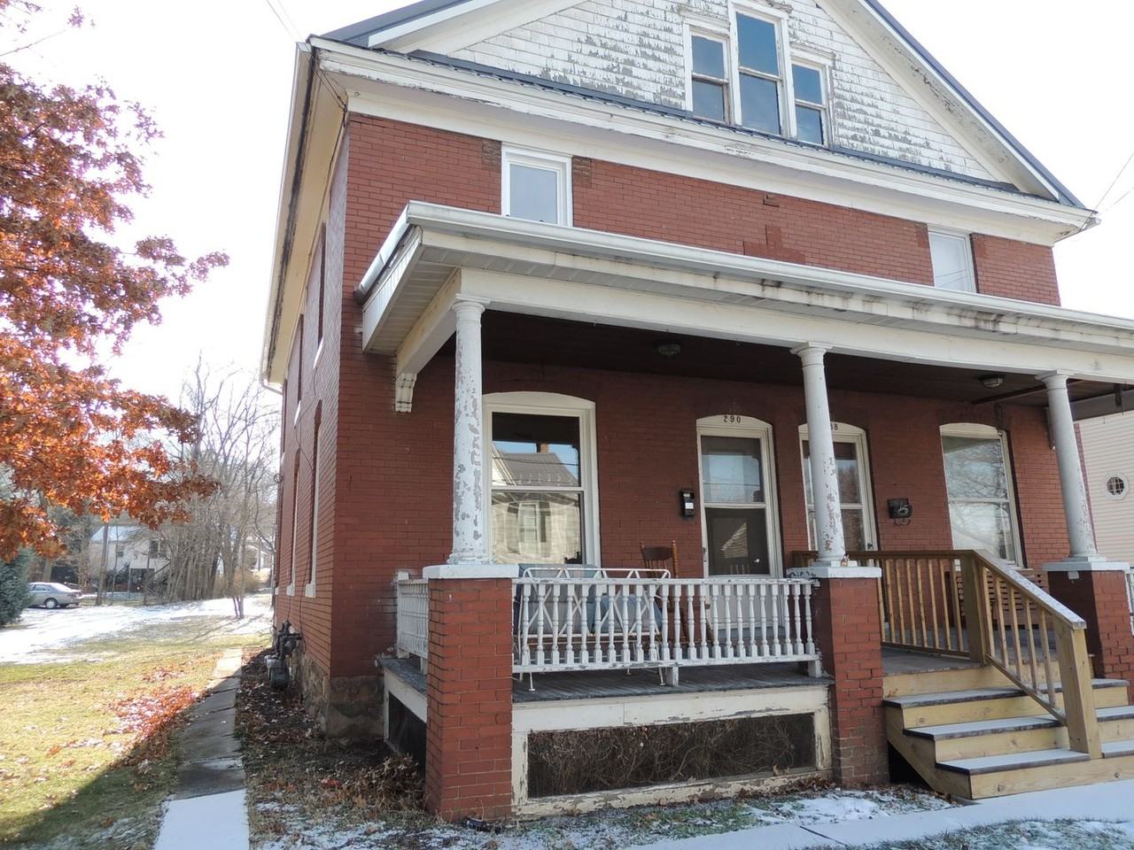 290 S Main St - Photo 2 of 41