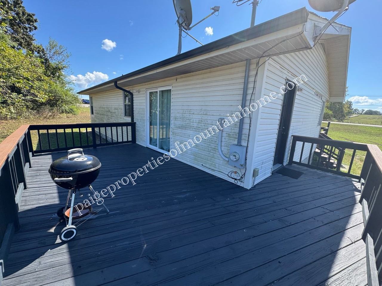 6093 Highway 62 W - Photo 3 of 21