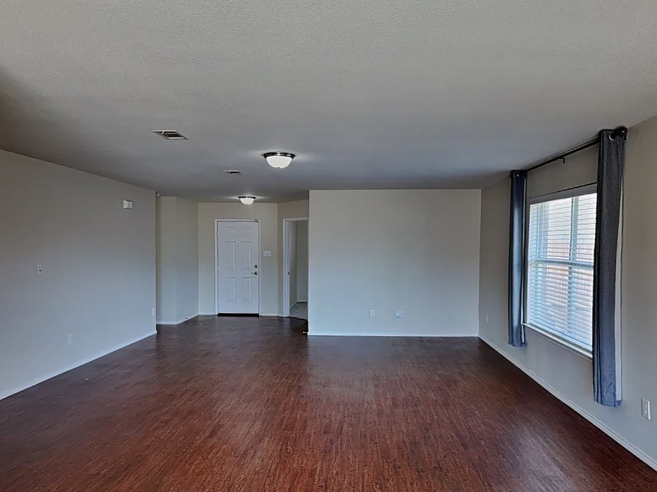 201 Dakota Ridge Dr - Photo 3 of 22