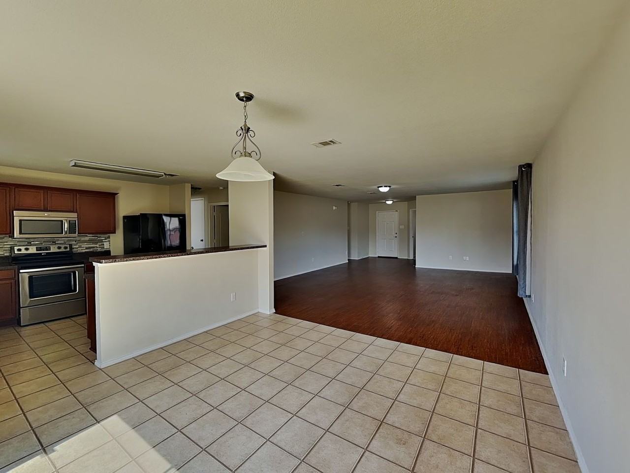 201 Dakota Ridge Dr - Photo 7 of 22