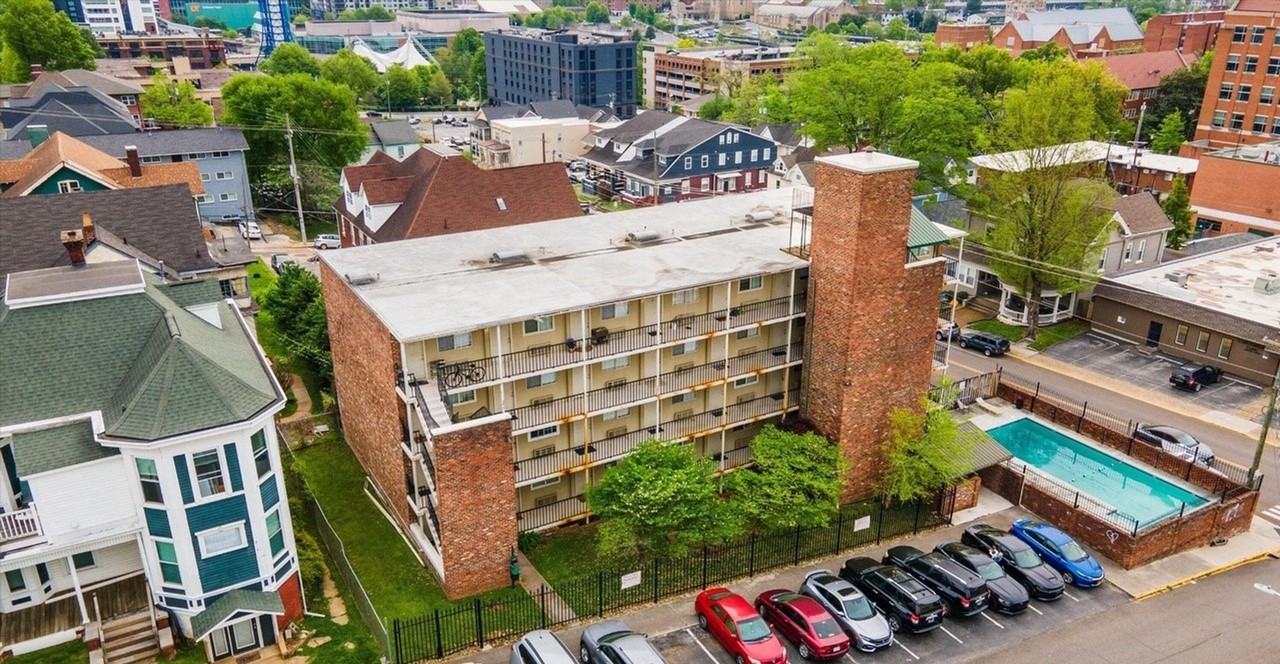 510 14th St #303 - Photo 5 of 13