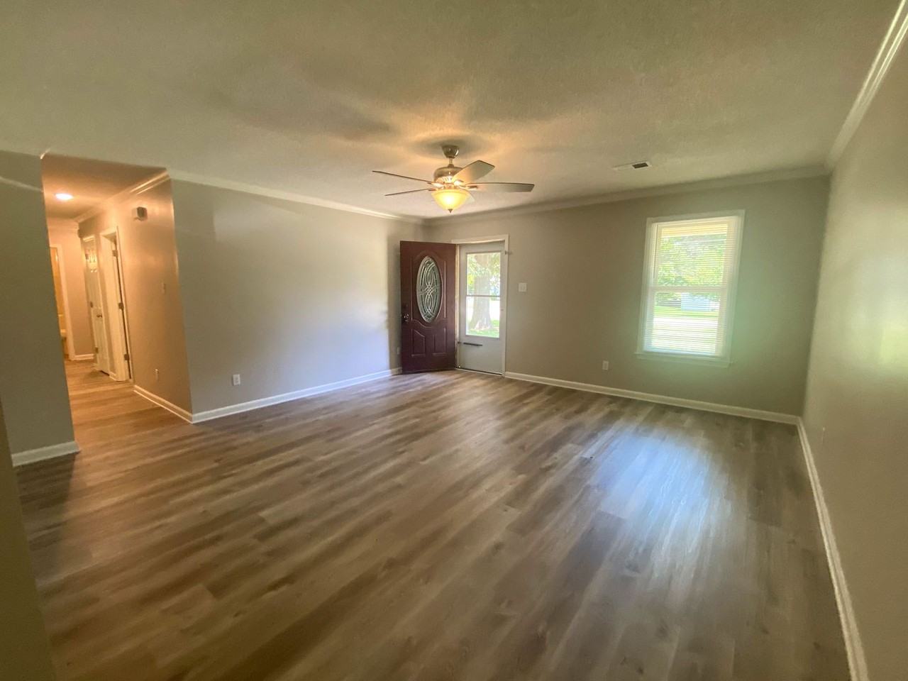 315 Quail Hollow Dr - Photo 2 of 17