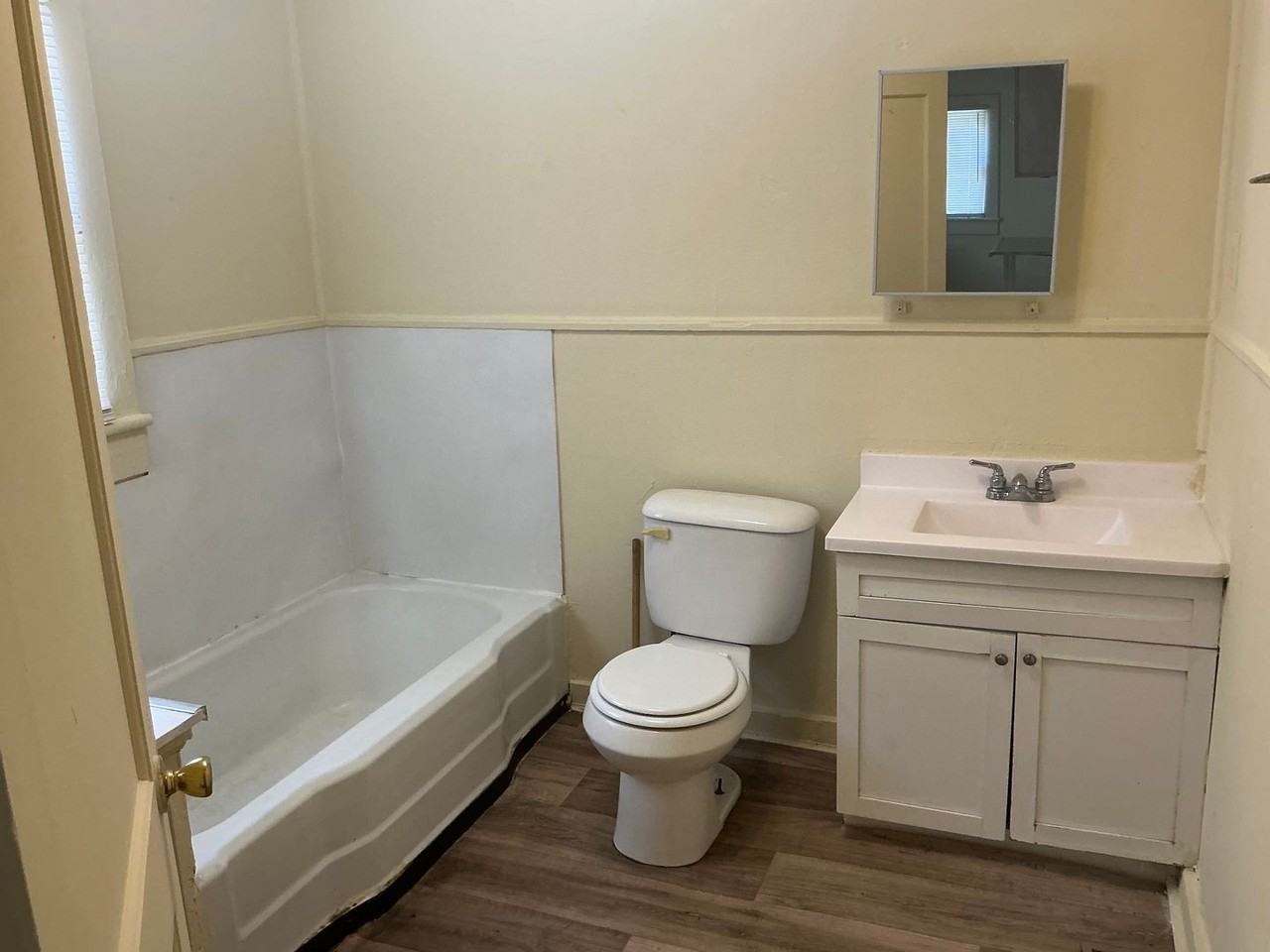 1106 1106 1/2 A- Roosevelt St. - Photo 6 of 10