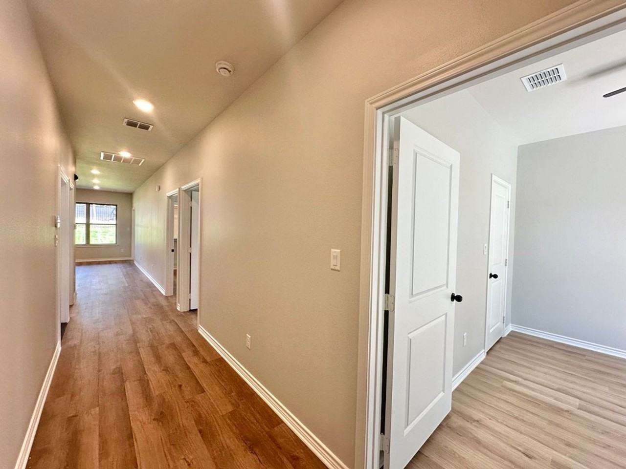 2404 2404 Henshaw Creek Dr Tyler 75703- #101 - Photo 5 of 32