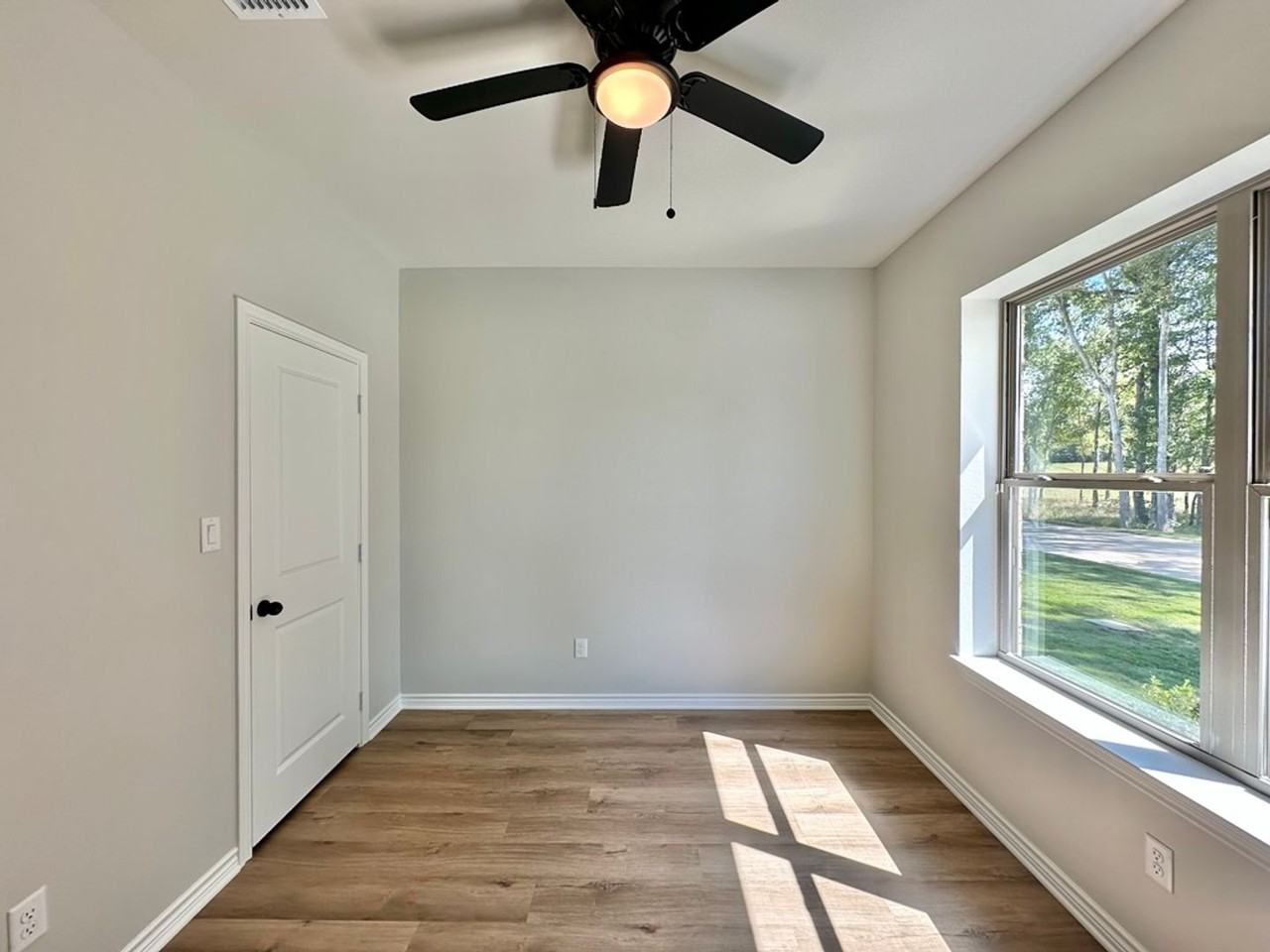 2404 2404 Henshaw Creek Dr Tyler 75703- #101 - Photo 7 of 32