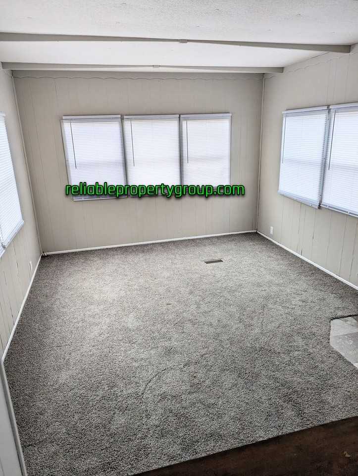 5614 West Cook Road - Photo 2 of 10