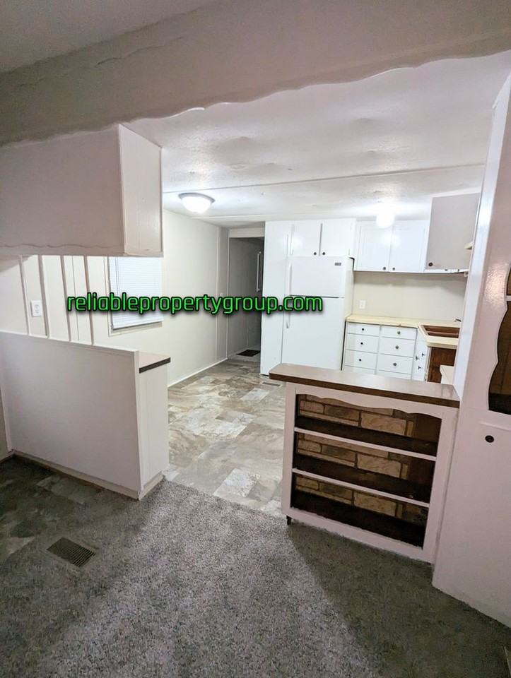 5614 West Cook Road - Photo 3 of 10