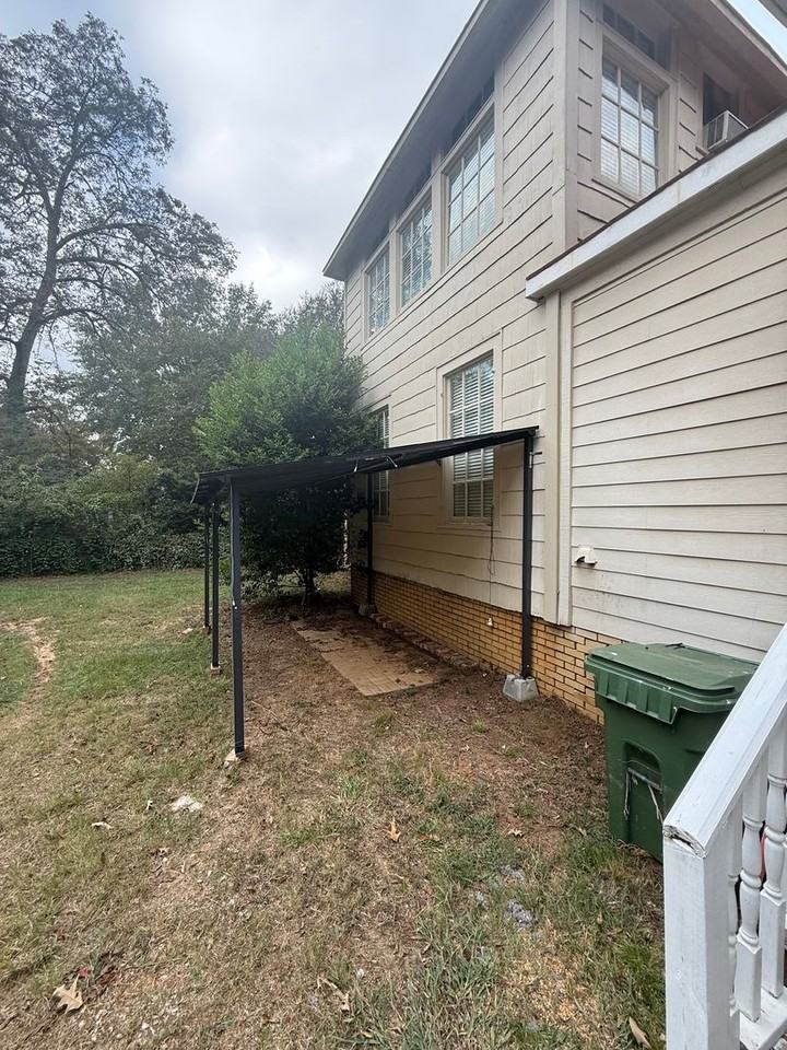 144 Clanton Ave - Photo 5 of 21