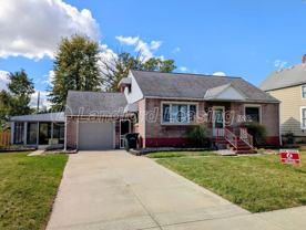 225 Fairlawn Ave - Photo 1 of 1