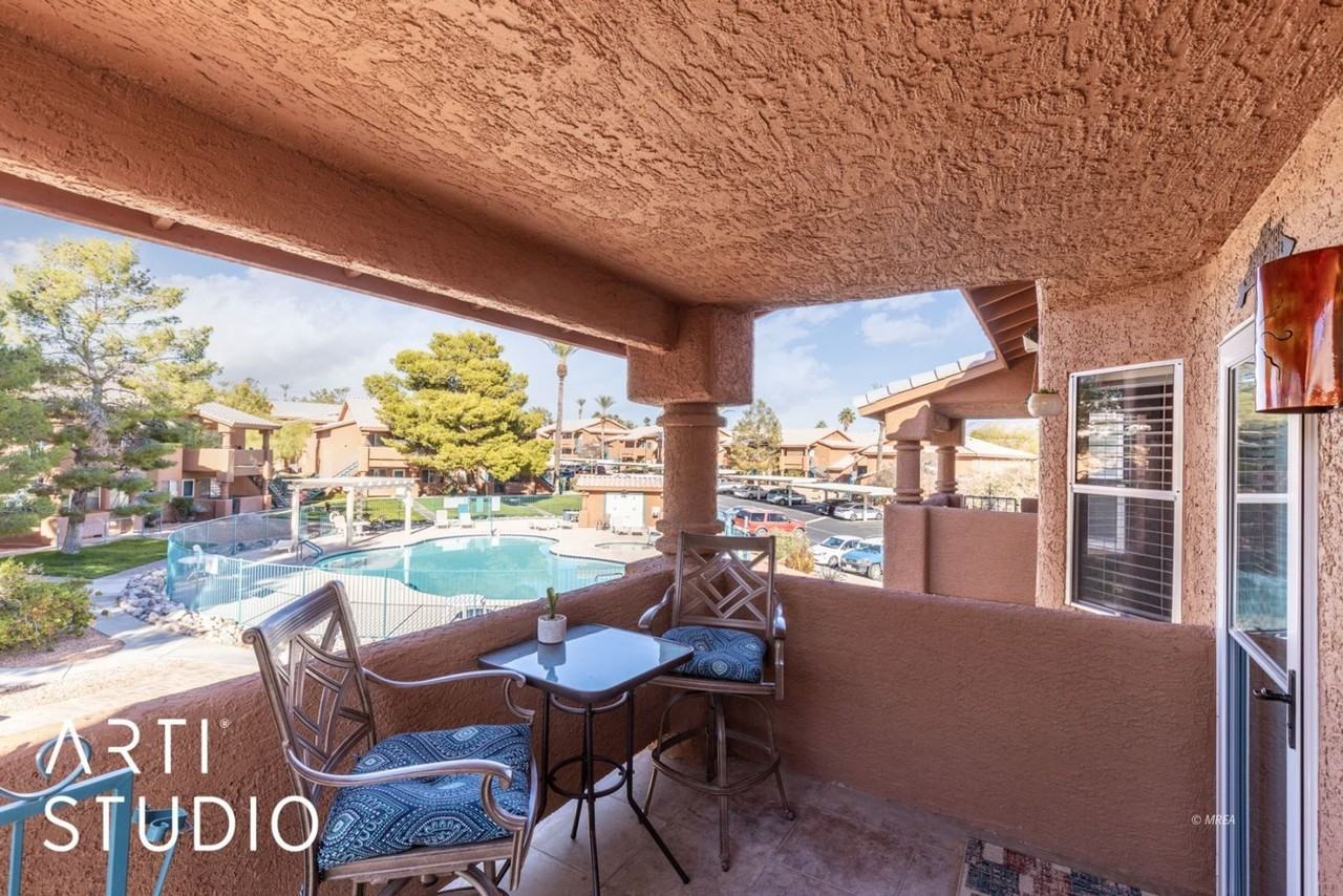 835 Mesquite Springs Dr #201