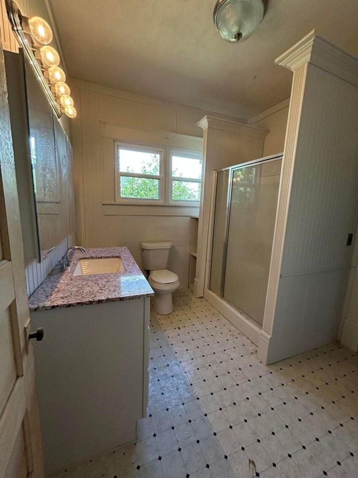 503 Mcnatt Ave - Photo 4 of 9