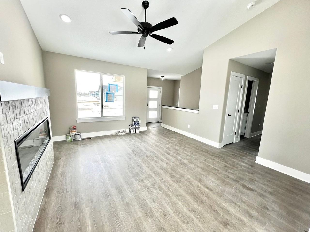 10611 E Bonita St - Photo 3 of 12