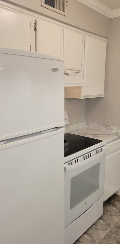 420 Walton Ln #J48 - Photo 6 of 16