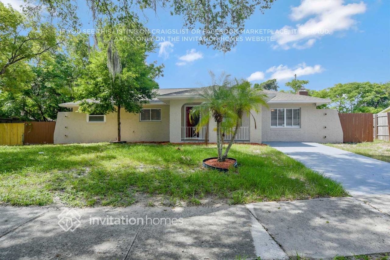 4668 Donovan St - Photo 2 of 26