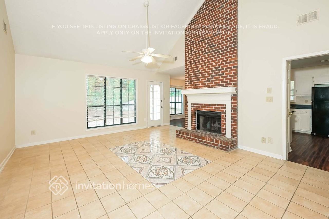 3074 Wildflower Ln - Photo 3 of 17