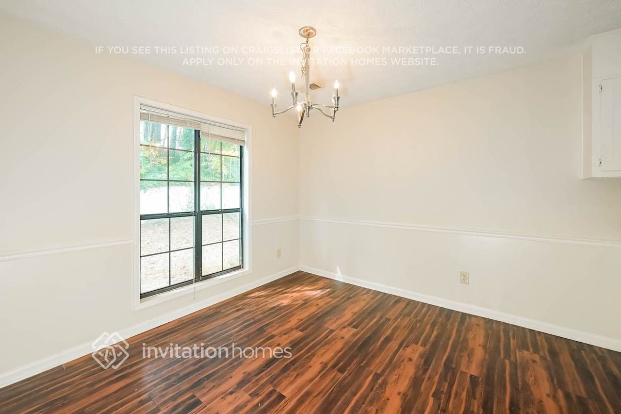 3074 Wildflower Ln - Photo 7 of 17