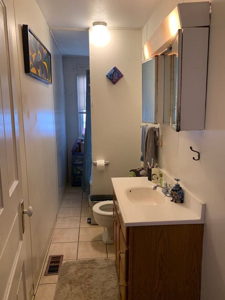 1025-12 - Photo 7 of 10