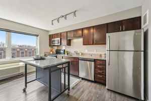 featured image of 815 9th Ave Se