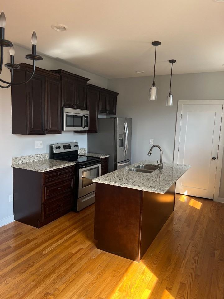 Gracey Court & The Pheonix - Photo 4 of 23