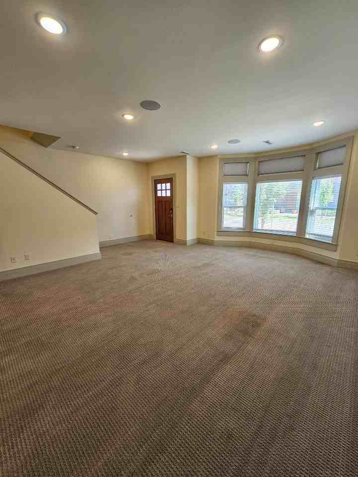 875 S Lincoln Ave - Photo 7 of 20