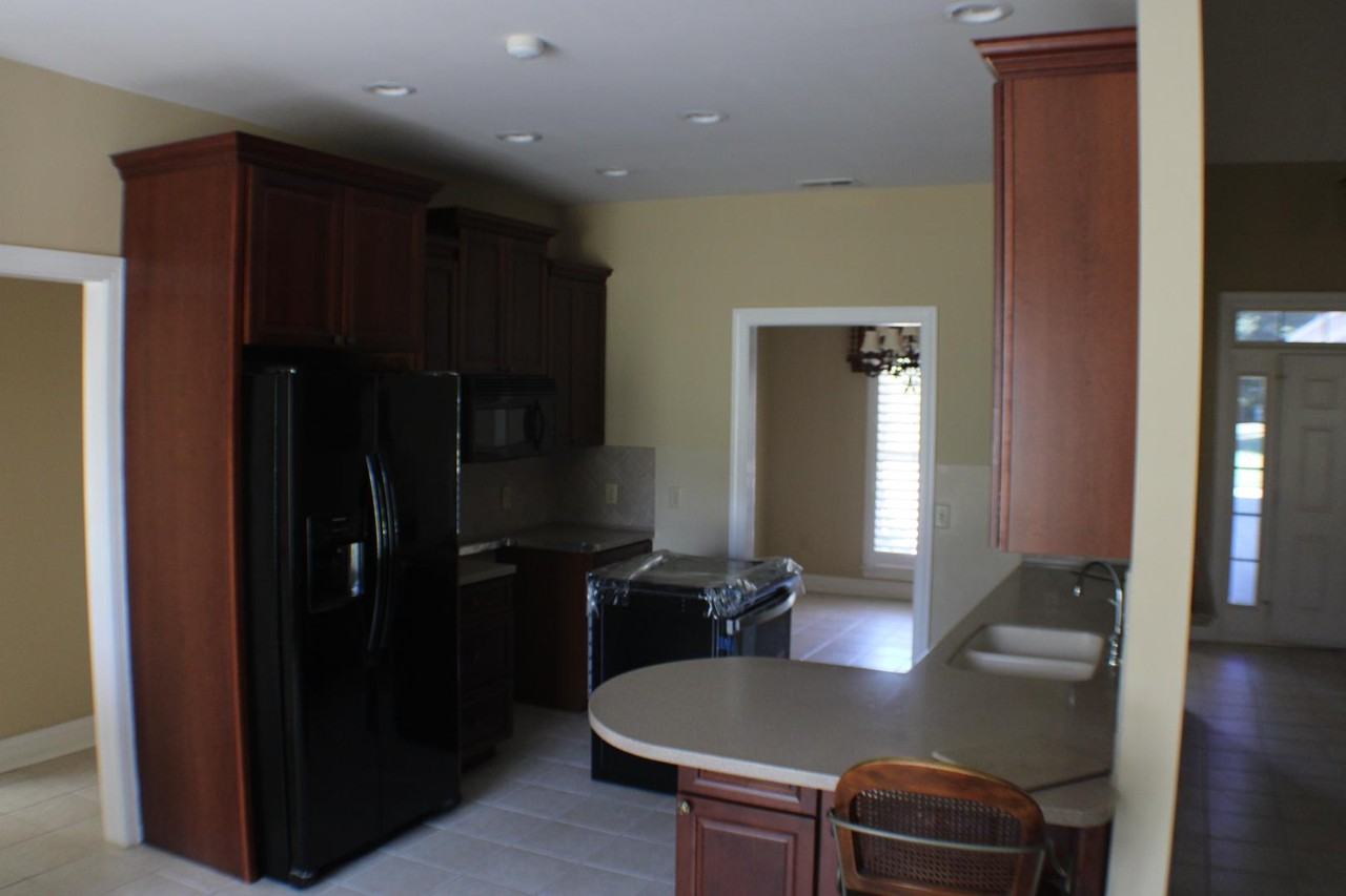 3437 Woodland Ct - Photo 7 of 11