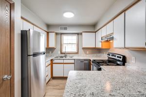 featured image of 3121 Forest Run Way