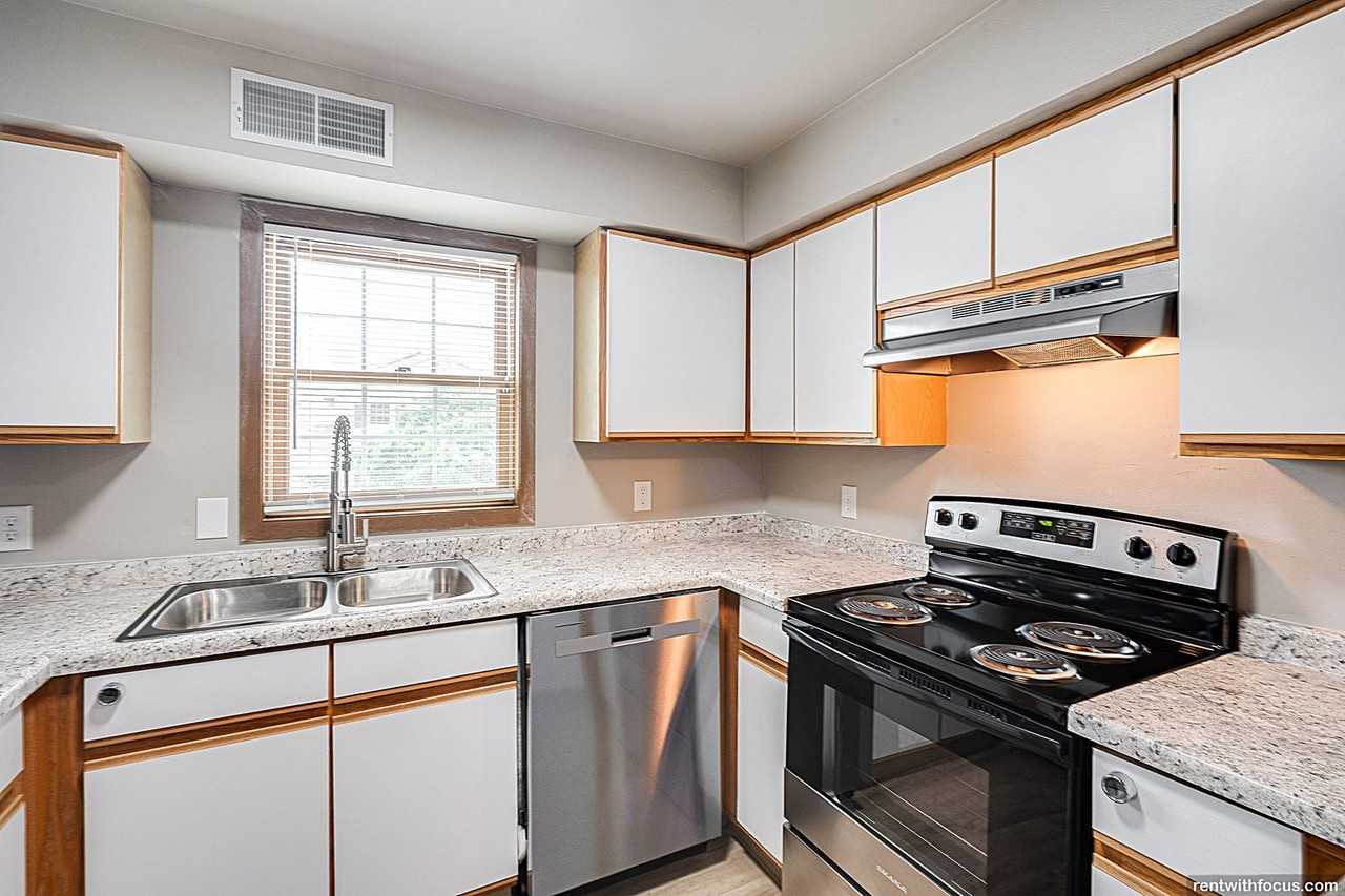 3121 Forest Run Ct. - Photo 2 of 20