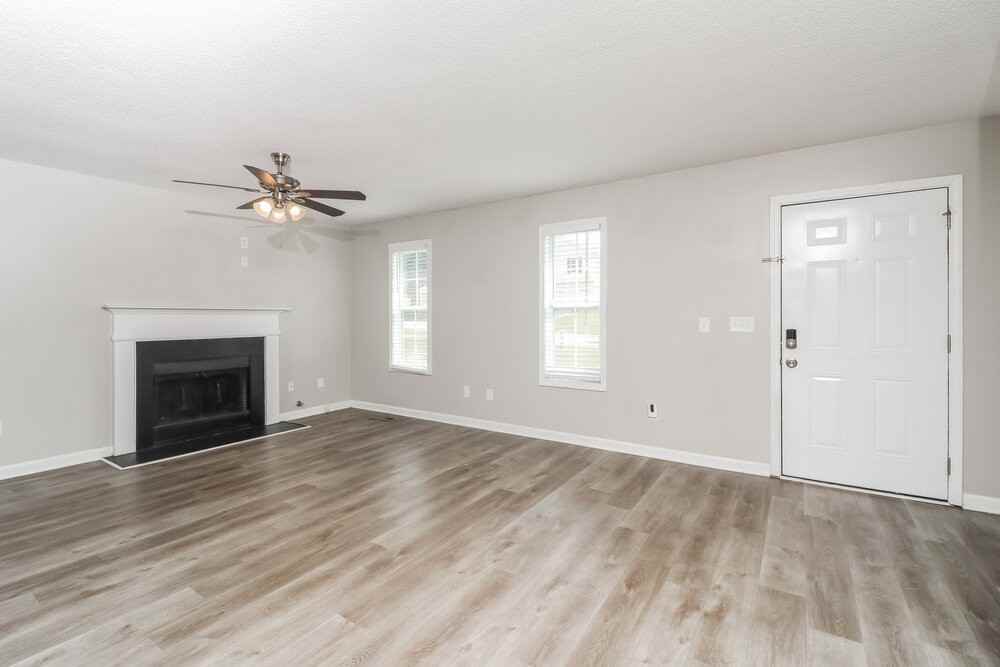 417 Remington Ct - Photo 6 of 18