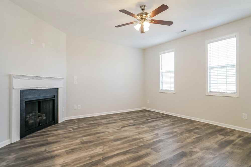 154 Rosemary St - Photo 6 of 17