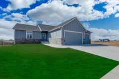 10707 W Graber Cir - Photo 1 of 1