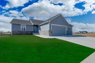 10707 W Graber Cir - Photo 1 of 1