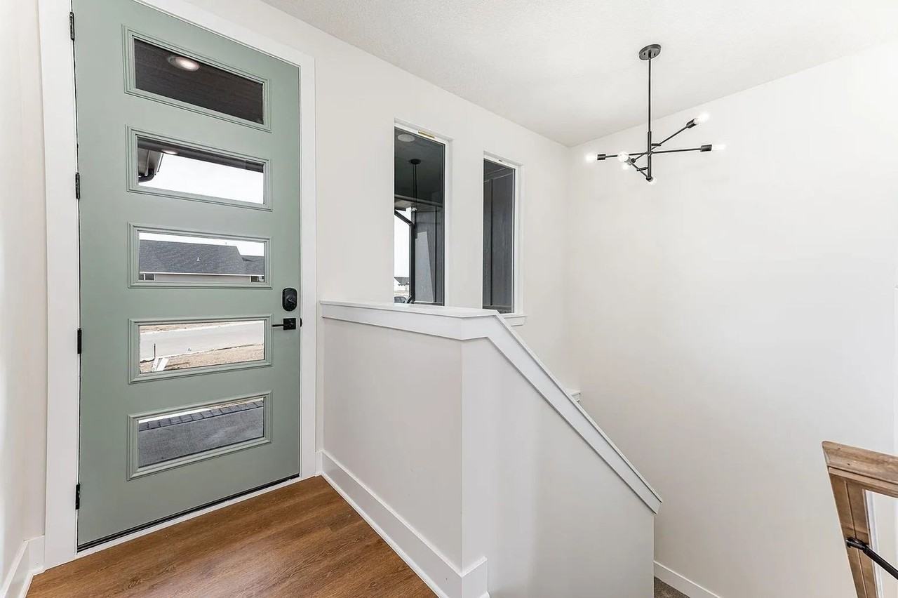 1260 N Main St - Photo 2 of 30