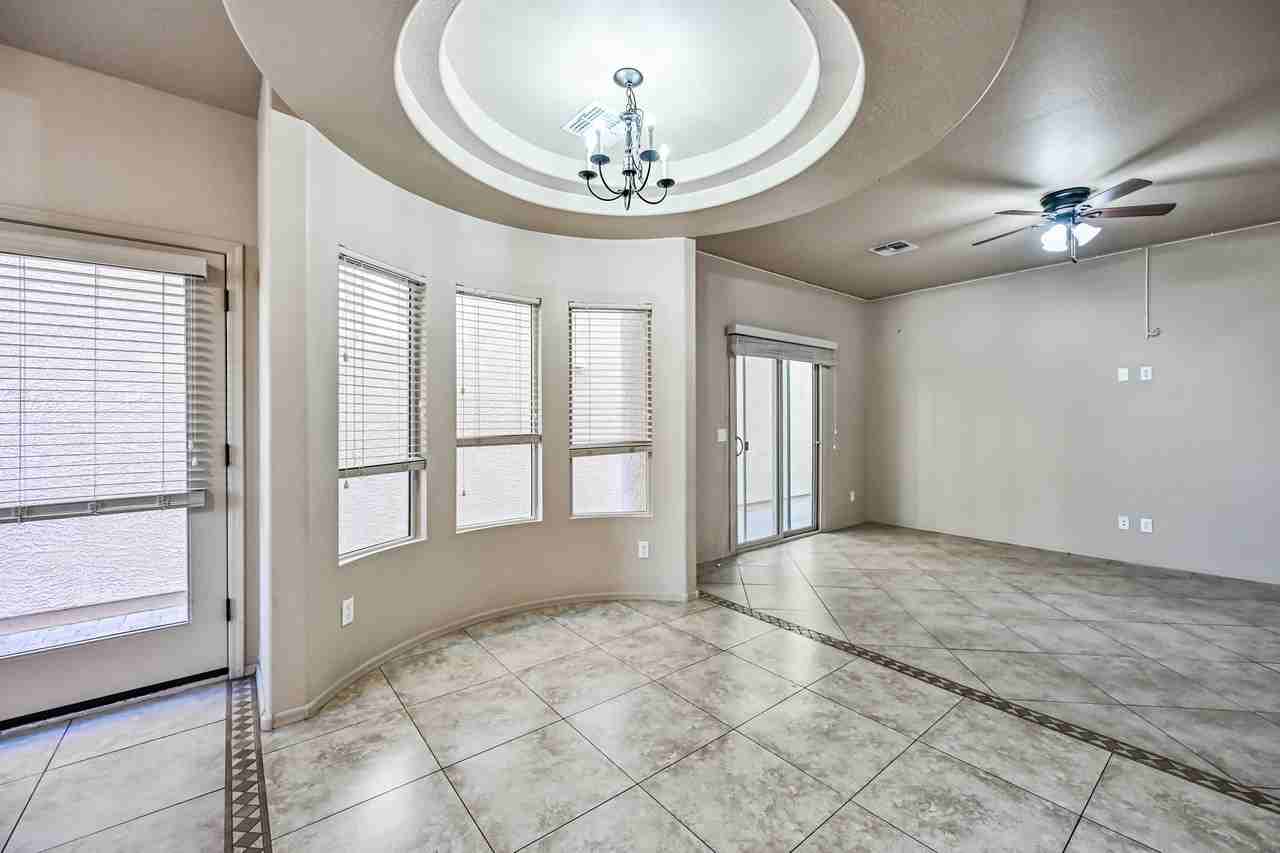 2060 East Heartwood Lane - Photo 4 of 28