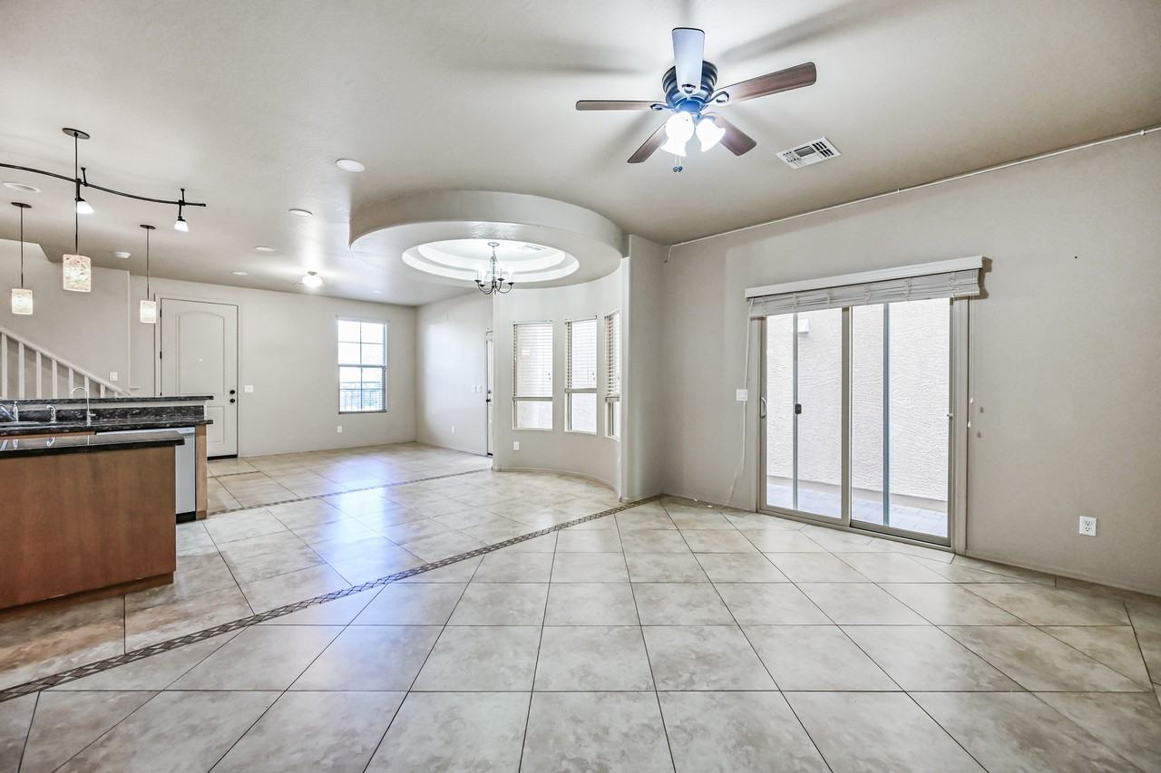 2060 East Heartwood Lane - Photo 5 of 28