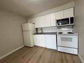 200 Spruce St #8 - Photo 1 of 1